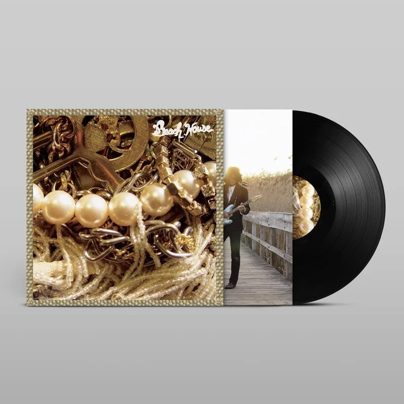 hundredrecords2648223