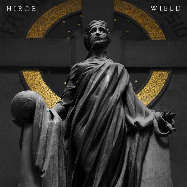 hundredrecords2684777